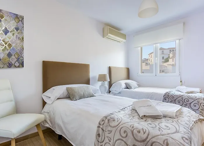 Apartment Genteel Plaza Nueva