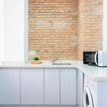 Апартаменты Genteel Plaza Nueva *